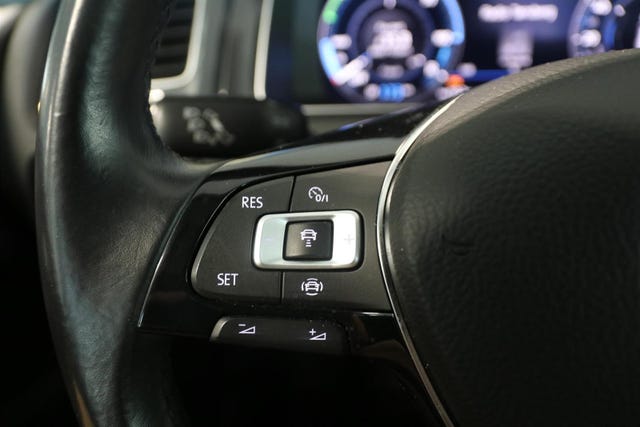 2019 VOLKSWAGEN GOLF - 23