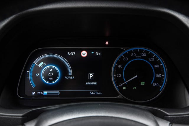 2022 NISSAN LEAF - 13