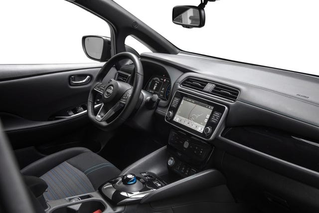 2022 NISSAN LEAF - 20