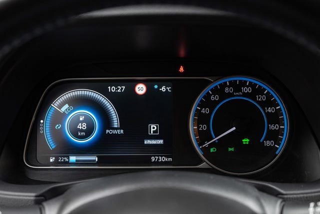 2022 NISSAN LEAF - 14