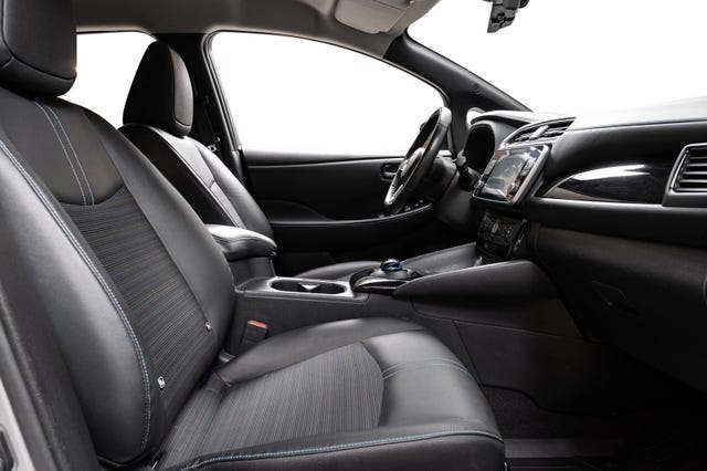 2021 NISSAN LEAF - 26