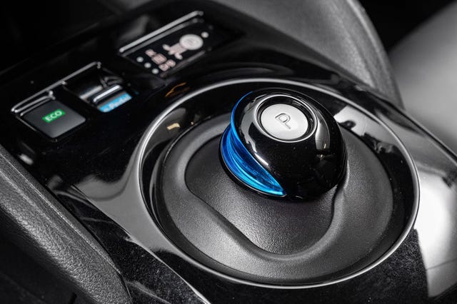 2021 NISSAN LEAF - 16