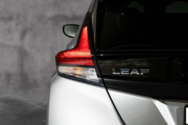 2021 NISSAN LEAF - 8