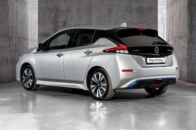 SJNFAAZE1U0119923 2021 NISSAN LEAF-1