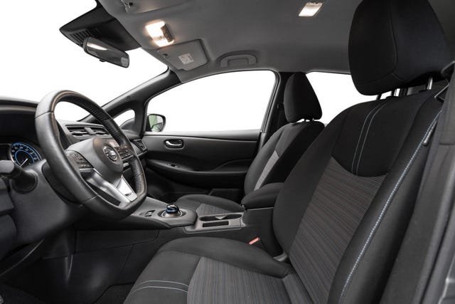 2021 NISSAN LEAF - 10