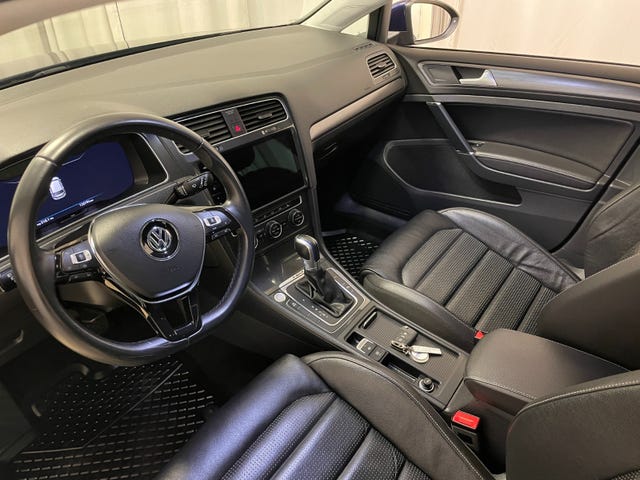2018 VOLKSWAGEN GOLF - 14