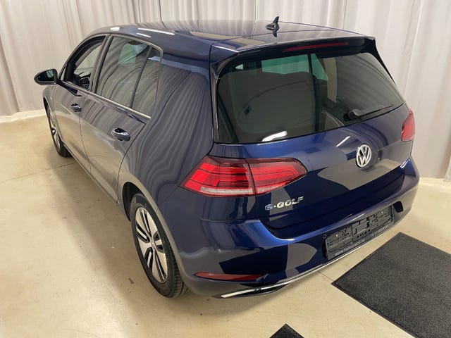 WVWZZZAUZKW904674 2018 VOLKSWAGEN GOLF-1