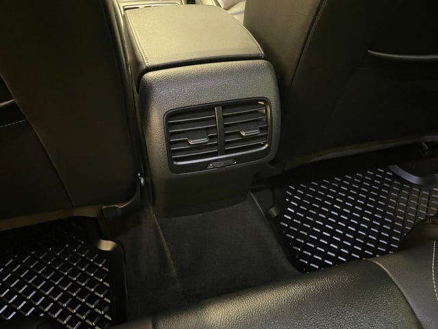 2018 VOLKSWAGEN GOLF - 8