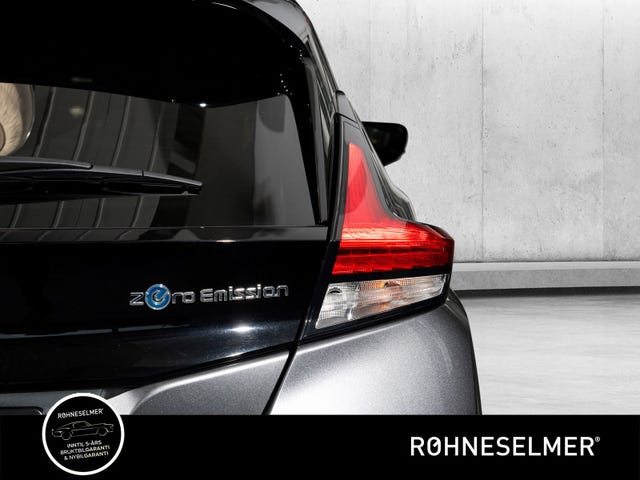 2021 NISSAN LEAF - 9