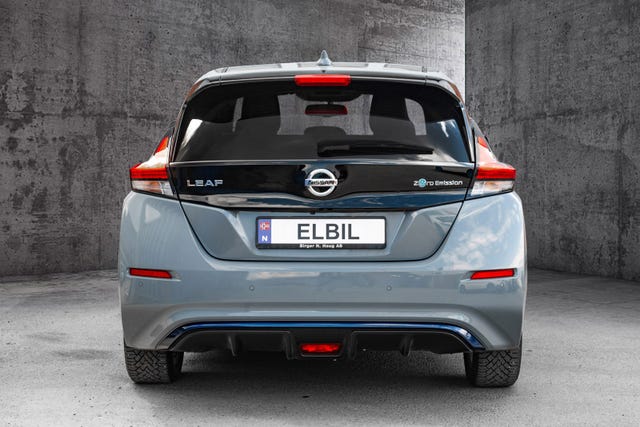 2021 NISSAN LEAF - 7
