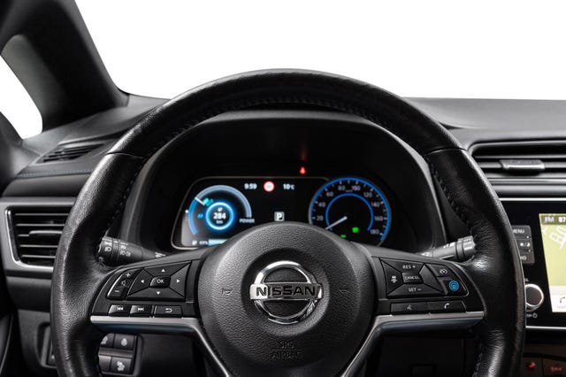 2021 NISSAN LEAF - 11