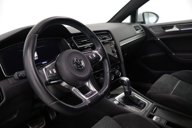 2018 VOLKSWAGEN GOLF - 9