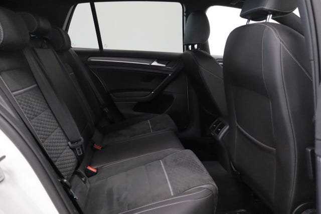 2018 VOLKSWAGEN GOLF - 25
