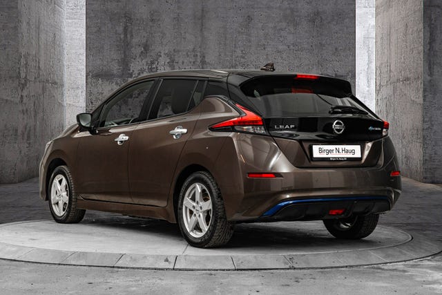 2021 NISSAN LEAF - 8