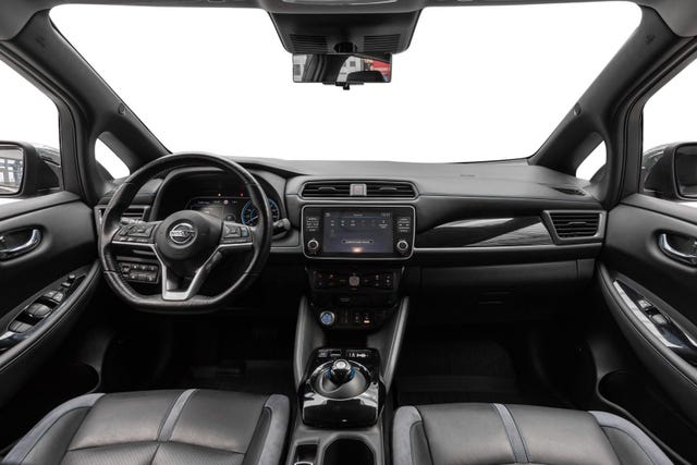 2021 NISSAN LEAF - 12