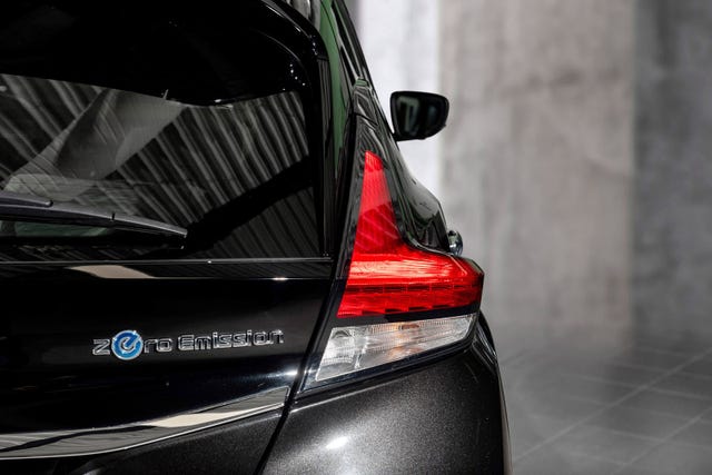 2021 NISSAN LEAF - 7