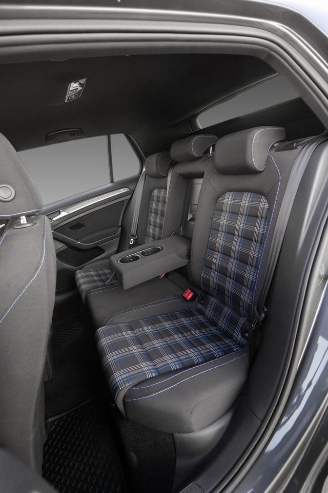 2018 VOLKSWAGEN GOLF - 25