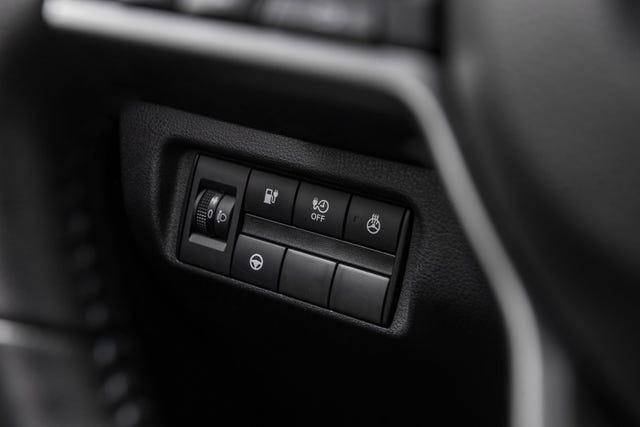 2022 NISSAN LEAF - 17
