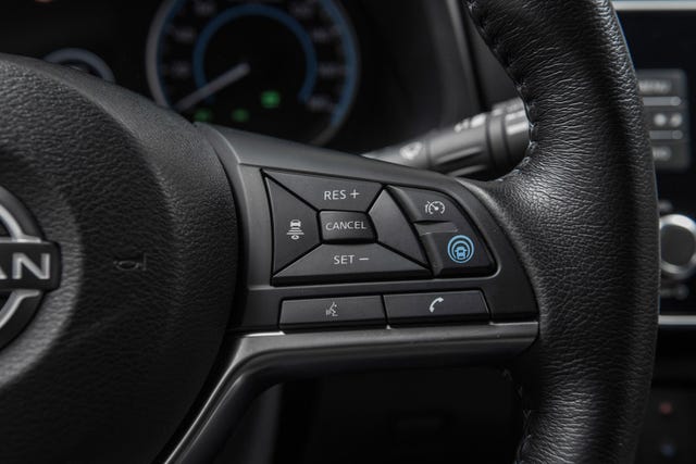 2022 NISSAN LEAF - 16