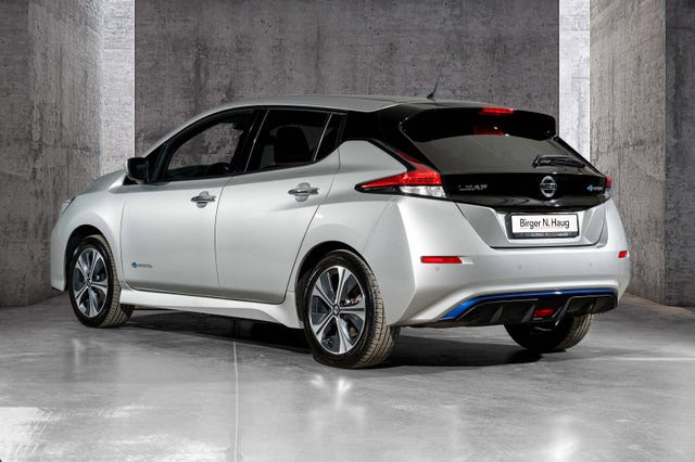 SJNFAAZE1U0112798 2021 NISSAN LEAF-1