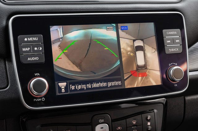 2021 NISSAN LEAF - 17