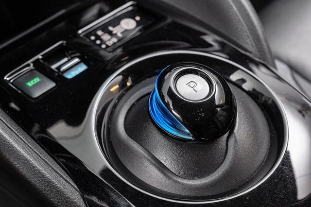 2021 NISSAN LEAF - 15