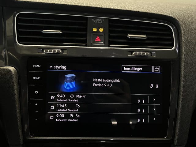 2018 VOLKSWAGEN GOLF - 31