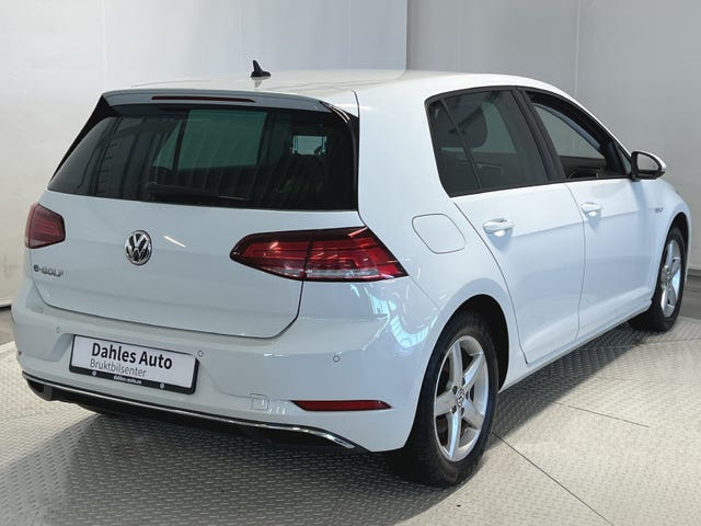 WVWZZZAUZJ8904783 2018 VOLKSWAGEN GOLF-2