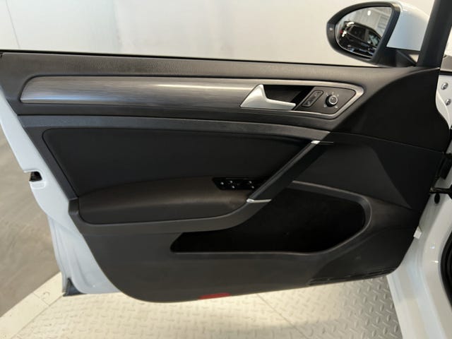 2018 VOLKSWAGEN GOLF - 35