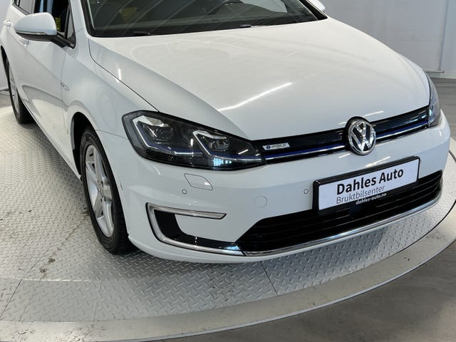 2018 VOLKSWAGEN GOLF - 16