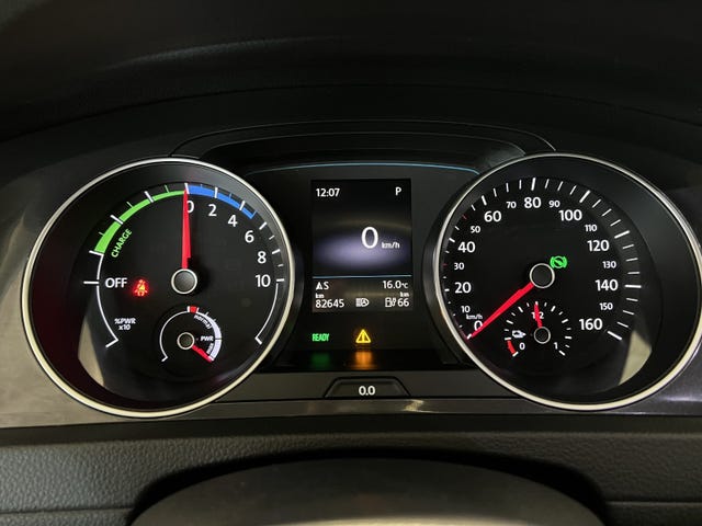2018 VOLKSWAGEN GOLF - 20