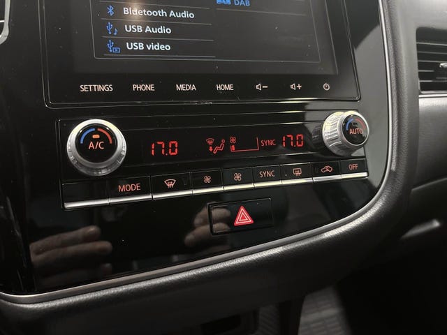 2020 MITSUBISHI OUTLANDER - 15