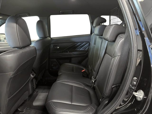 2020 MITSUBISHI OUTLANDER - 7