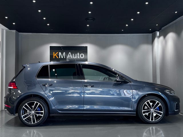 2018 VOLKSWAGEN GOLF - 8