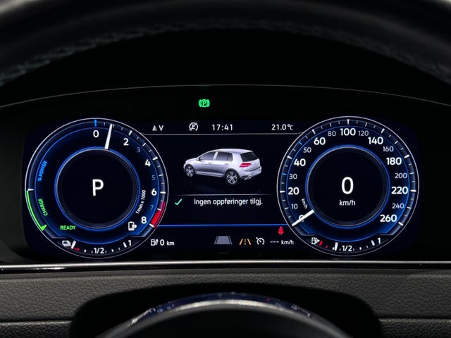 2018 VOLKSWAGEN GOLF - 15