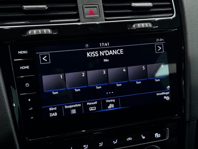2018 VOLKSWAGEN GOLF - 23