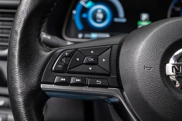 2021 NISSAN LEAF - 12
