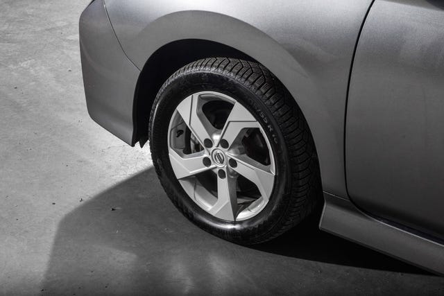 2021 NISSAN LEAF - 8