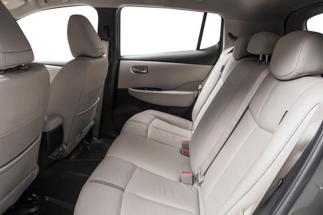 2021 NISSAN LEAF - 12