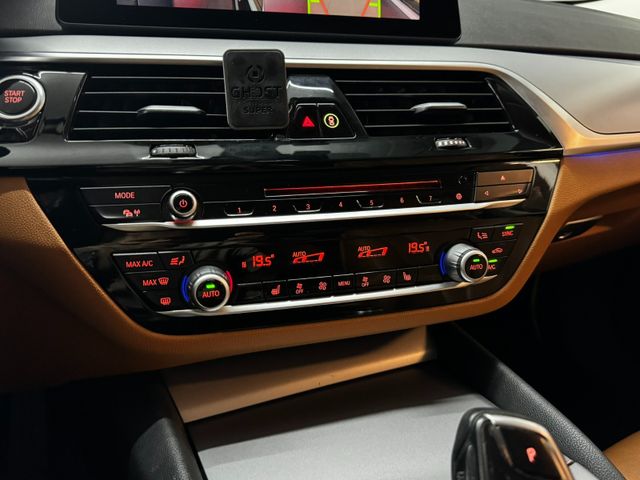 2017 BMW 5-SERIE - 23