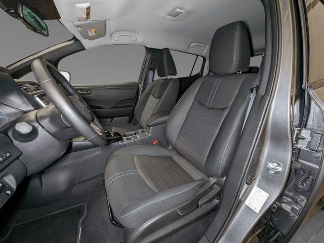 2021 NISSAN LEAF - 11