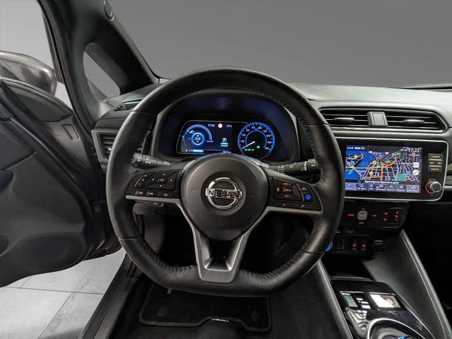 2021 NISSAN LEAF - 16