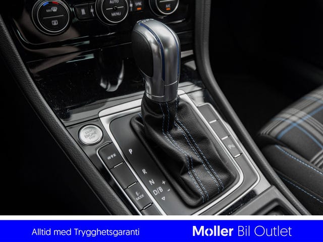 2018 VOLKSWAGEN GOLF - 26