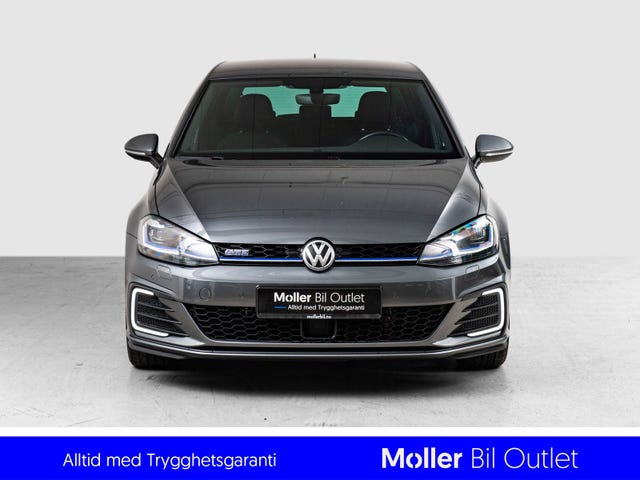 WVWZZZAUZJW811842 2018 VOLKSWAGEN GOLF-2