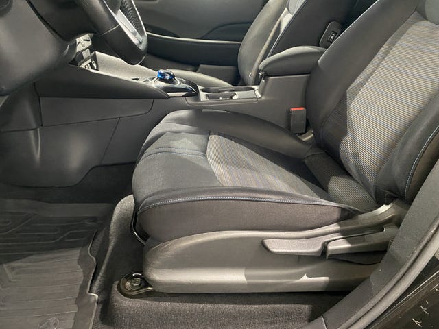 2018 NISSAN LEAF - 16