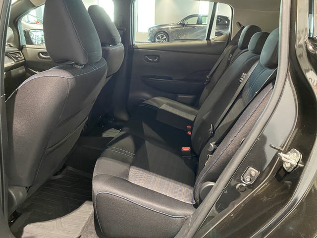 2018 NISSAN LEAF - 13