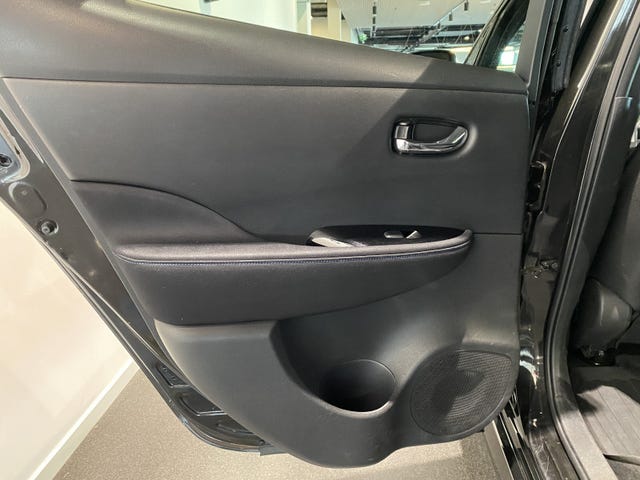 2018 NISSAN LEAF - 14