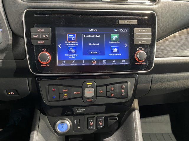 2018 NISSAN LEAF - 24