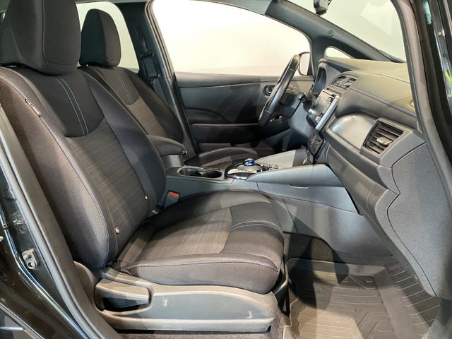 2018 NISSAN LEAF - 7