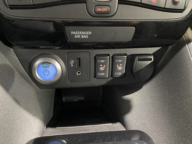 2018 NISSAN LEAF - 27